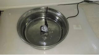 Make A Cheap Water Bowl Pet Fountain For Dog Cat Animal Easy To Clean.
