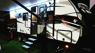 Dustin Hartleys RV walks thru 2019 Cruiser RV funfinder 23SR