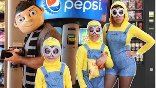 24 HORAS comiendo de máquinas expendedoras disfrazados como MINIONS