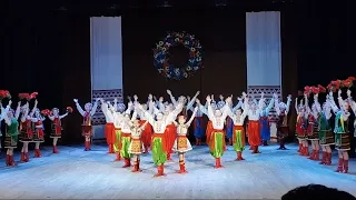 Народний ансамбль танцю Подолянчик танець "Квіти України" м. Хмельницький.