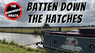 Getting a good blow aboard my Narrowboat | Autumn on the canals [Ep 75]