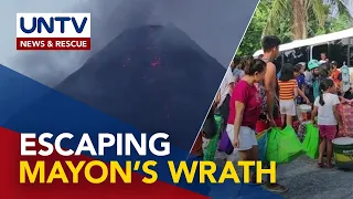 More families in Sto. Domingo, Albay evacuate in fear of Mayon’s constant rumblings