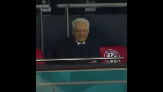 Mattarella esulta alla vittoria euro 2020