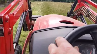 Dongfeng ZB28 tractor, and mowing the paddock