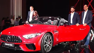 Farhan Akhtar & Zoya Akhtar launch Rs 2.35 Crore New Mercedes AMG SL 55 Sports Car #farhanakhtar