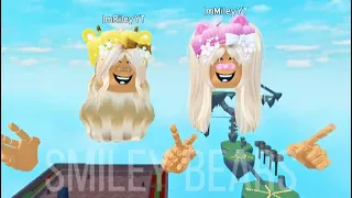 We did this Roblox VR Trend!😃🤚