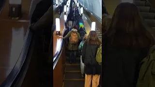 Эскалатор в метро Екатеринбурга