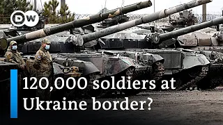 Russian troops build up near Ukraine border | DW News