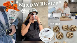 Sunday Reset Vlog! Farmers Market, Baking Christmas Cookies + Movie Night!