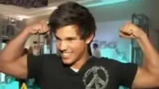 new MOON  taylor lautner  jacob