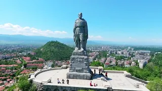 Песня АЛЁША наш РУССКИЙ СОЛДАТ в честь памятника в СОФИИ БОЛГАРИЯ артисты со всего мира сделали клип