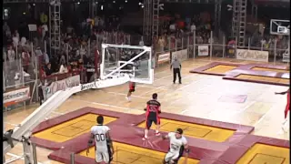 Full-court Splash at the Buzzer Mob v Riders