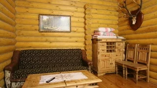 Дом охотника Кордон Долгое - интерьеры 2-местного дома охотника, Отдых в Беларуси