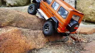 RC CAR  MST CFX-W Benz G-Class Bargain Valley Rock Crawling