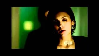 Elena and Damon kiss /The Vampire Diaries/3x19