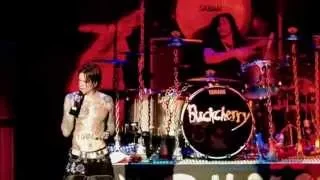 Buckcherry - Crazy Bitch (Live - Crue Fest)