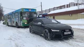 Audi RS7 Quattro Pulling Bus In The Snow