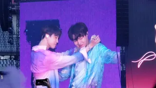 190608 Taekook, Jihope Dancing @ BTS 방탄소년단 Speak Yourself Tour Stade de France Paris Concert Fancam