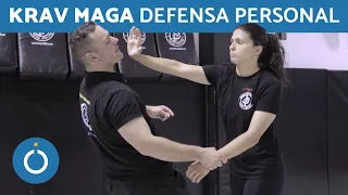 Cómo DEFENDERSE con KRAV MAGA de un AGARRE DE MUÑECA 👊