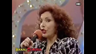 Emilinha Borba canta suas marchinhas com Sílvio Santos no "Qual é a Música?" (1989)