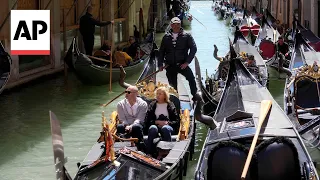 Venice tests a 5-euro entry fee for day-trippers as the city grapples with overtourism