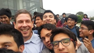 PRESENTACIÓN DE   BARTON ZWIEBACH   EN LA UNIVERSIDAD NACIONAL DE INGENIERÍA