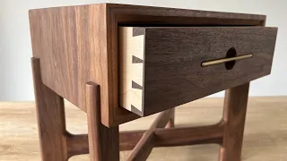 Nightstand build - hand cut dovetailed drawer