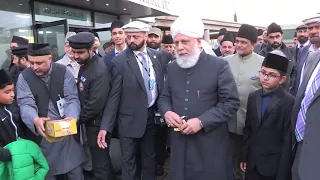 Khalifa Inaugurates Baitul Ehsan Complex