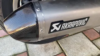 Vespa 300 GTS Akrapovic exhaust sound without DB killer