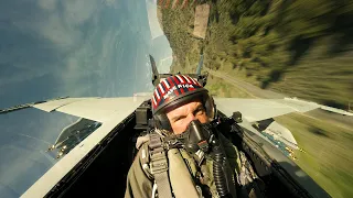 매버릭 작전 비행 시범 장면 | 탑건: 매버릭 (Top Gun: Maverick, 2022) [4K]