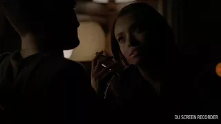 Damon sauve Bonnie et entend Elena 7×22  - The Vampire Diaries FRANÇAIS