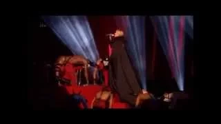 Madonna FALLS On-Stage at Brit Awards 2015- VIDEO (Thug Life)