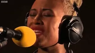 Emeli Sande Next To Me (BBC Radio 1 Live Lounge 2011) -w/lyrics