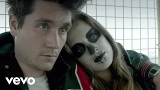 Bastille - Flaws (Official Music Video)