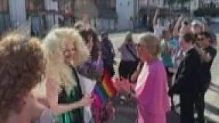 Dutch queen visits San Francisco's Castro District