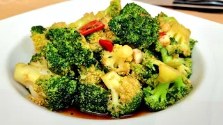 Broccoli tras la tigaie. (GARNITURA)-gata in 10 minute