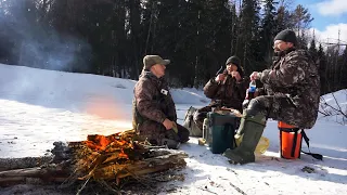 ВЗЯЛ БРАТА НА РЫБАЛКУ, А БАТЯ НАС ОБЛОВИЛ / РЫБАЛКА ХАРИУСА / 2 ДНЯ В ТАЙГЕ / ТАЕЖНЫЙ РУЧЕЙ /1 Часть