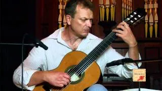 Philippe Bertaud plays "Amazing Grace" on his Alhambra Model 9p Guitar