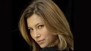 13 Sexy Photos of Jessica Biel