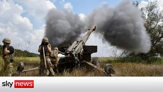 Ukraine War: Ukrainian artillery 'pound' Russian positions in the south