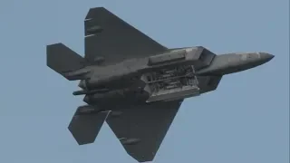 2018 NAS Oceana Airshow - F-22 Raptor Demonstration