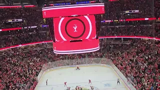 Bedard 1st United Center Goal!