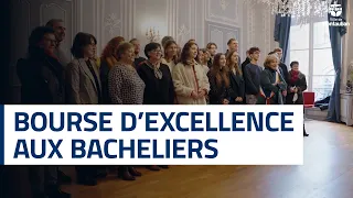 Les bacheliers avec mention Très Bien récompensés