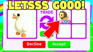 Trading New GOOSE for MEGA LION (Adopt me)