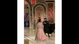 falak shabir singing for sarah khan/full modelling video🎀