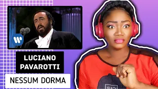 OPERA SINGER REACTS TO Luciano Pavarotti sings Nessun dorma from Turandot (Concert 1994) | REACTION!