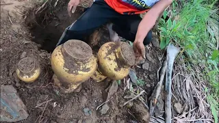 #shorts huge golden jars found