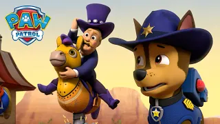 Les chiots sauvent M. Humdinger sur un poney robot incontrôlable! - PAW Patrol animés pour enfants