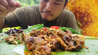 crispy rice (jola bhat) with chicken, crab chutney and grasshopper || first video of jola bhat.