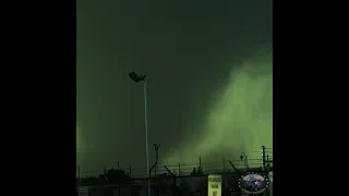 Large Tornado West of Robert Lee, TX {S}